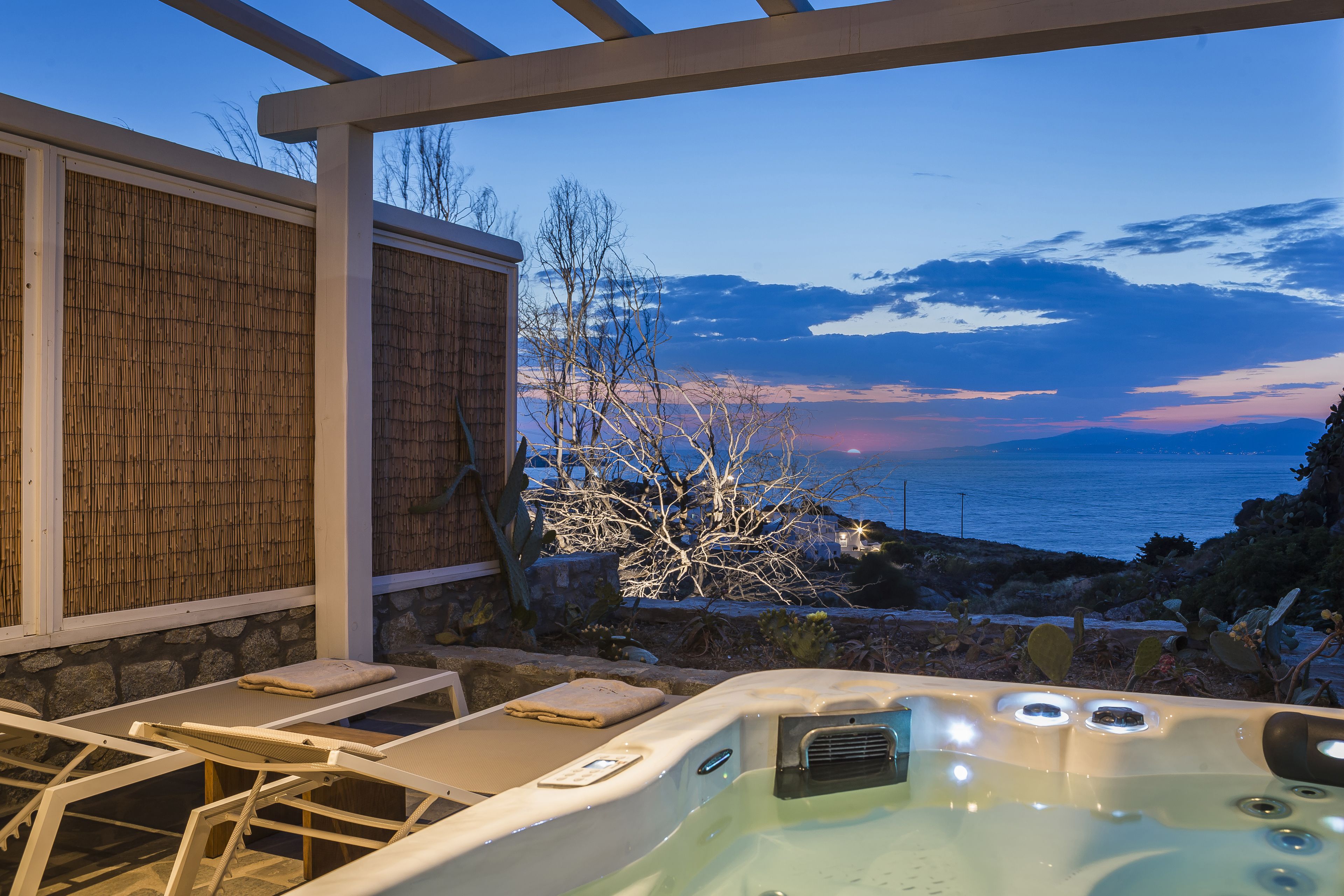 Klidon Dreamy Living Suites
