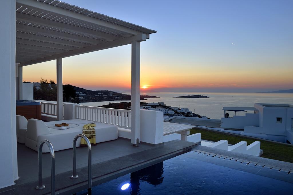 Myconian Korali Relais & Chateaux