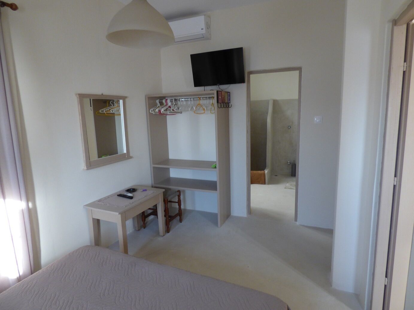 Paraportiani Guesthouse