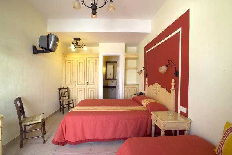 Pelican Town Hotel