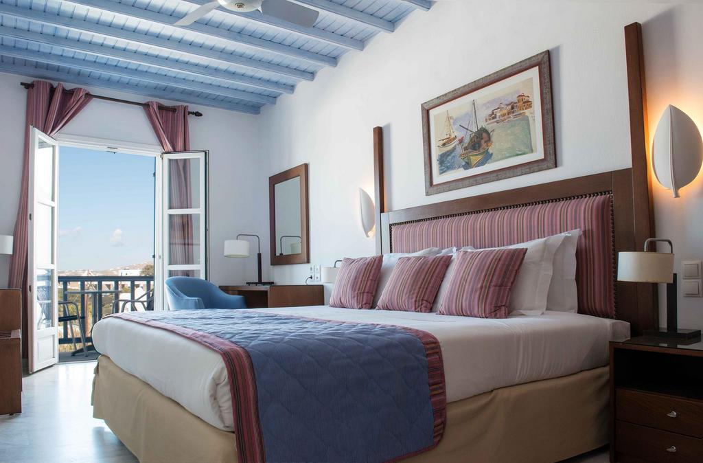 Poseidon Hotel & Suites