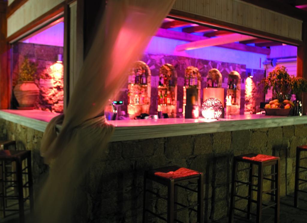 Poseidon Hotel & Suites