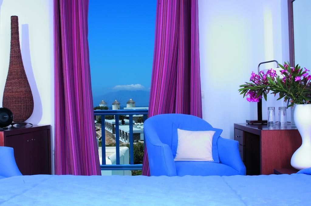 Poseidon Hotel & Suites