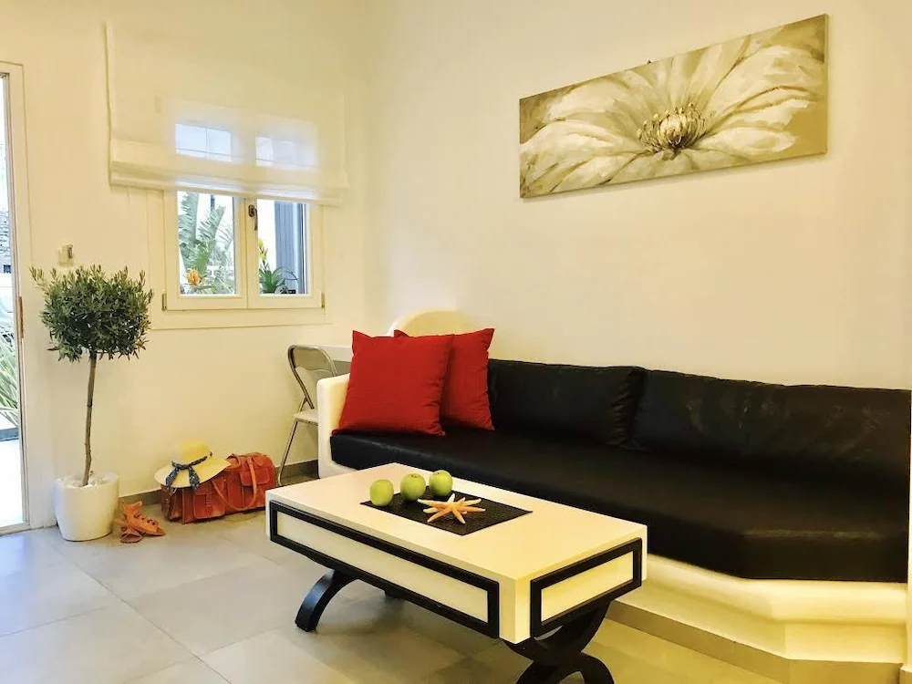 Queen Boutique Suites