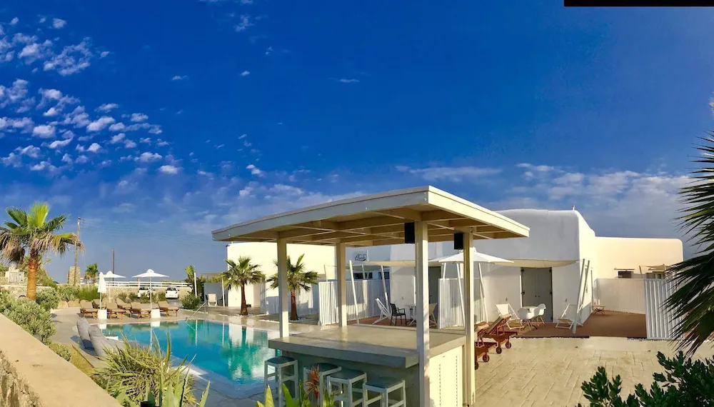 Queen Boutique Suites