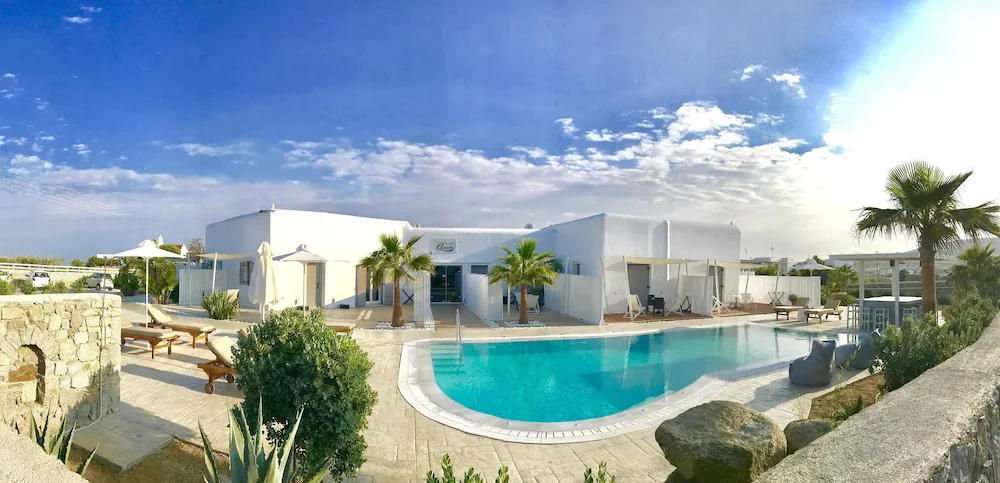 Queen Boutique Suites