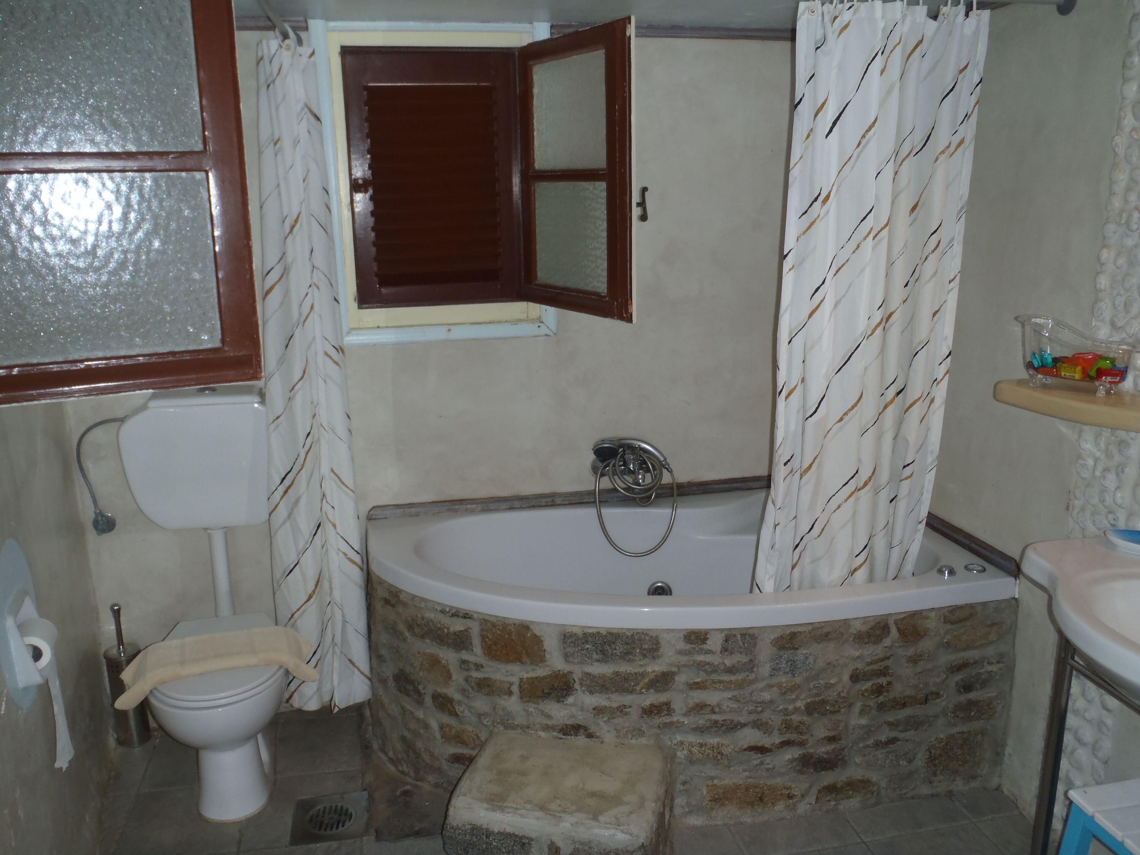 Rania Apartments Sea View Studios & Suites
