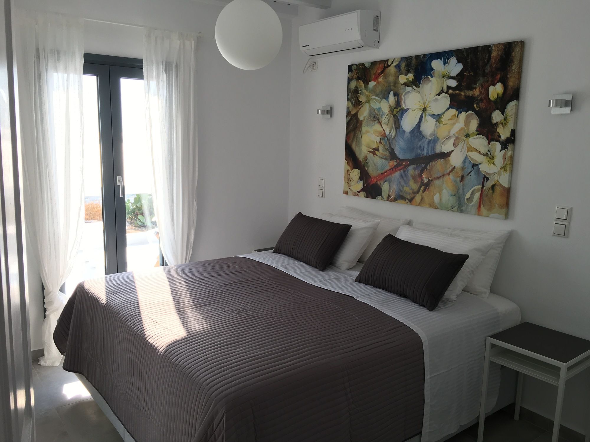Sand Lily Mykonos