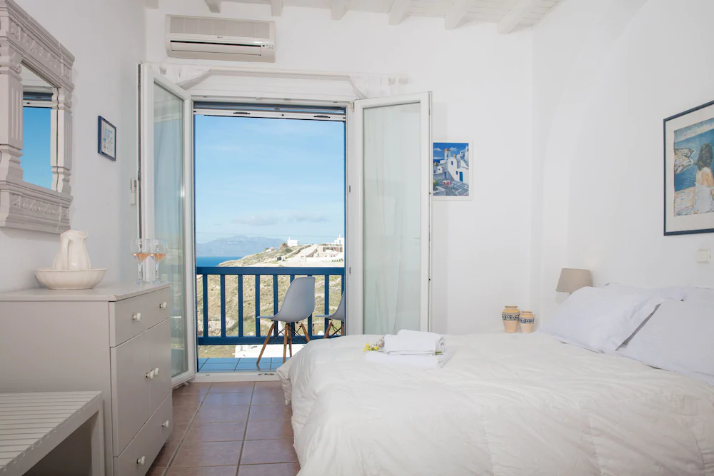 Serene Villa With Pool By Stylish Stays