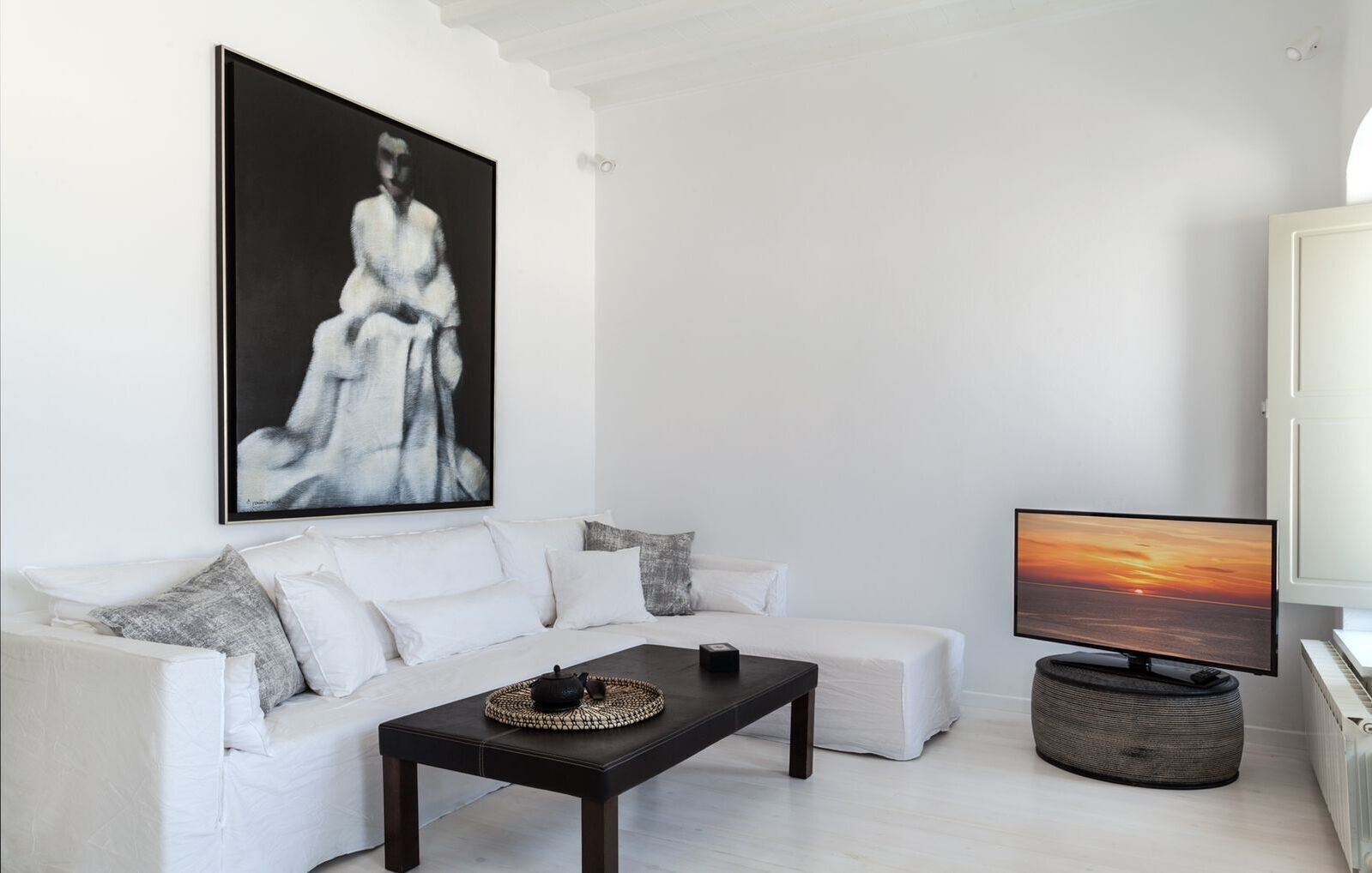 She Mykonos Hotel
