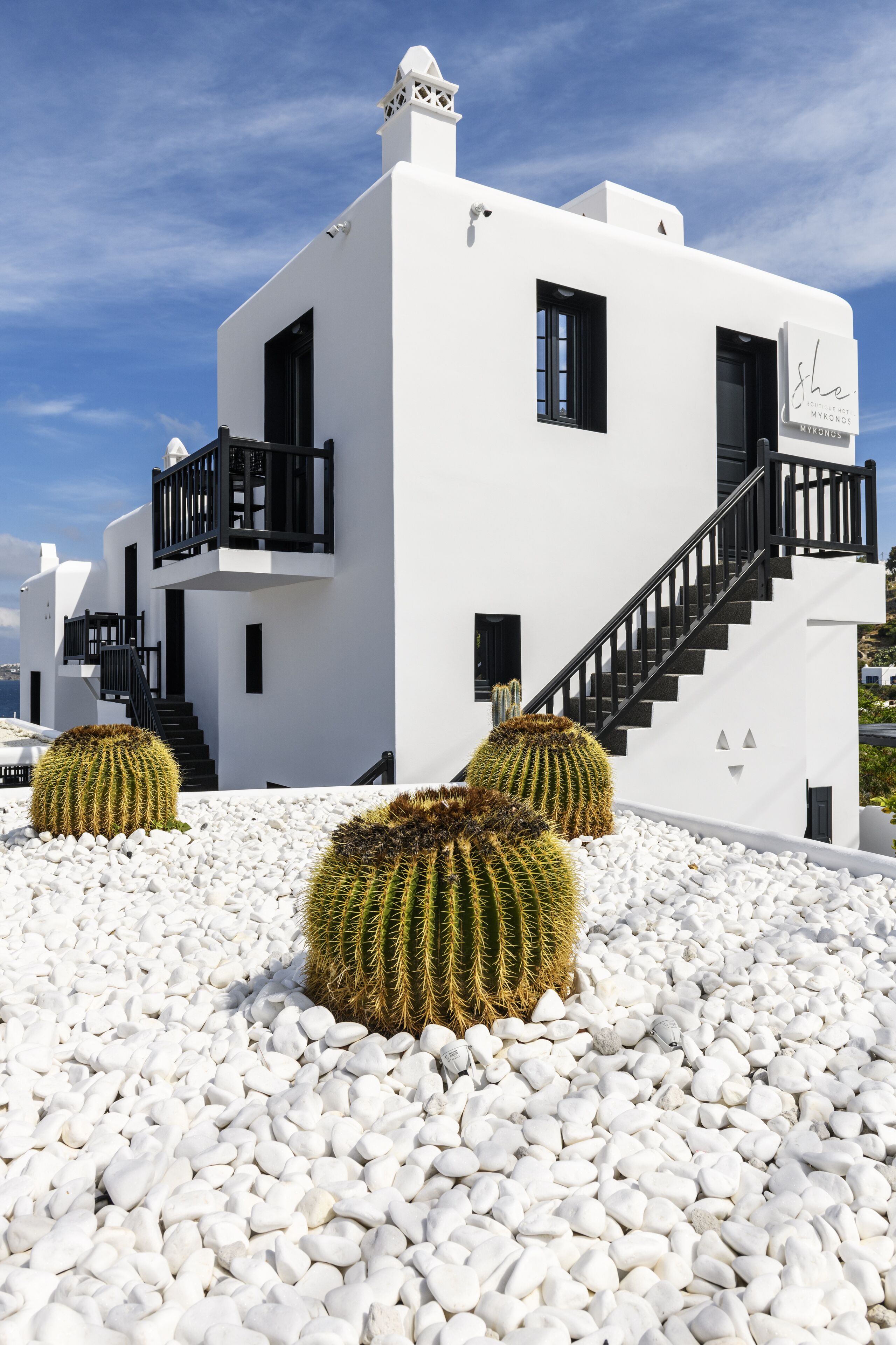 She Mykonos Hotel