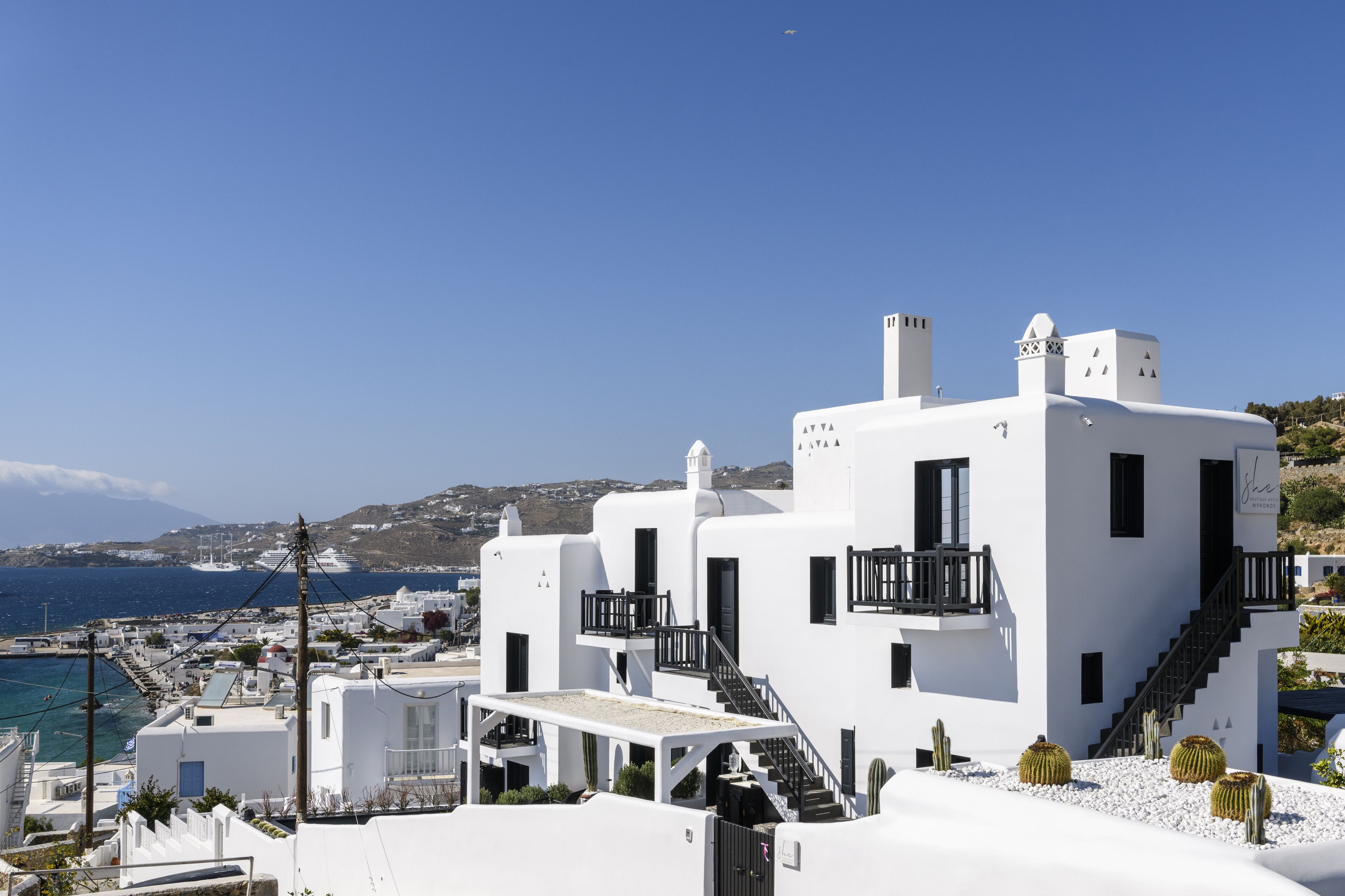 She Mykonos Hotel
