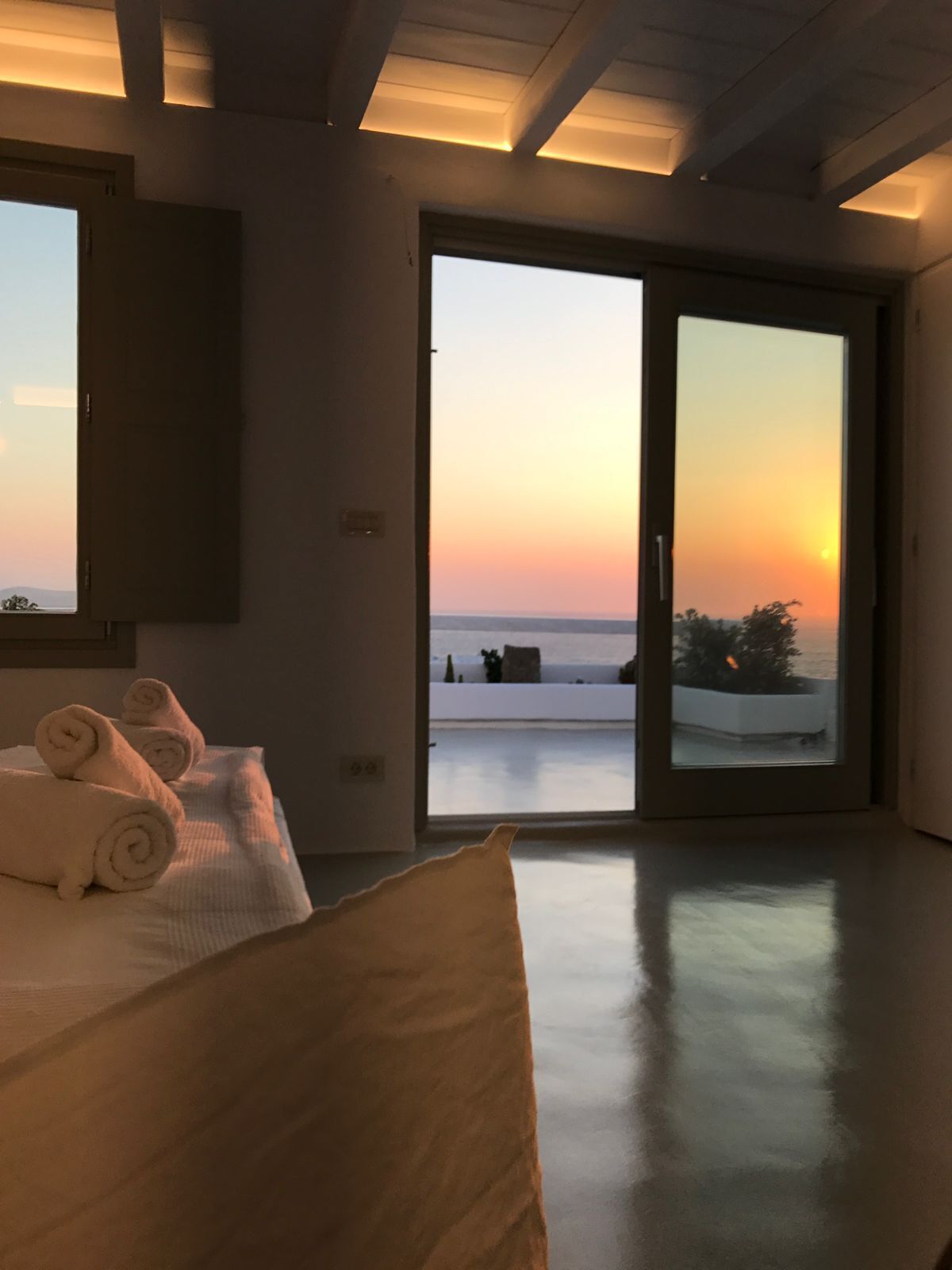 She Mykonos Hotel