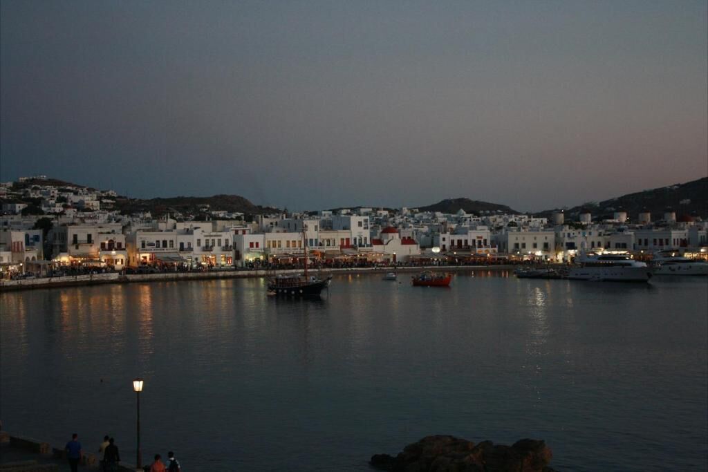 Starlight Luxury Studios