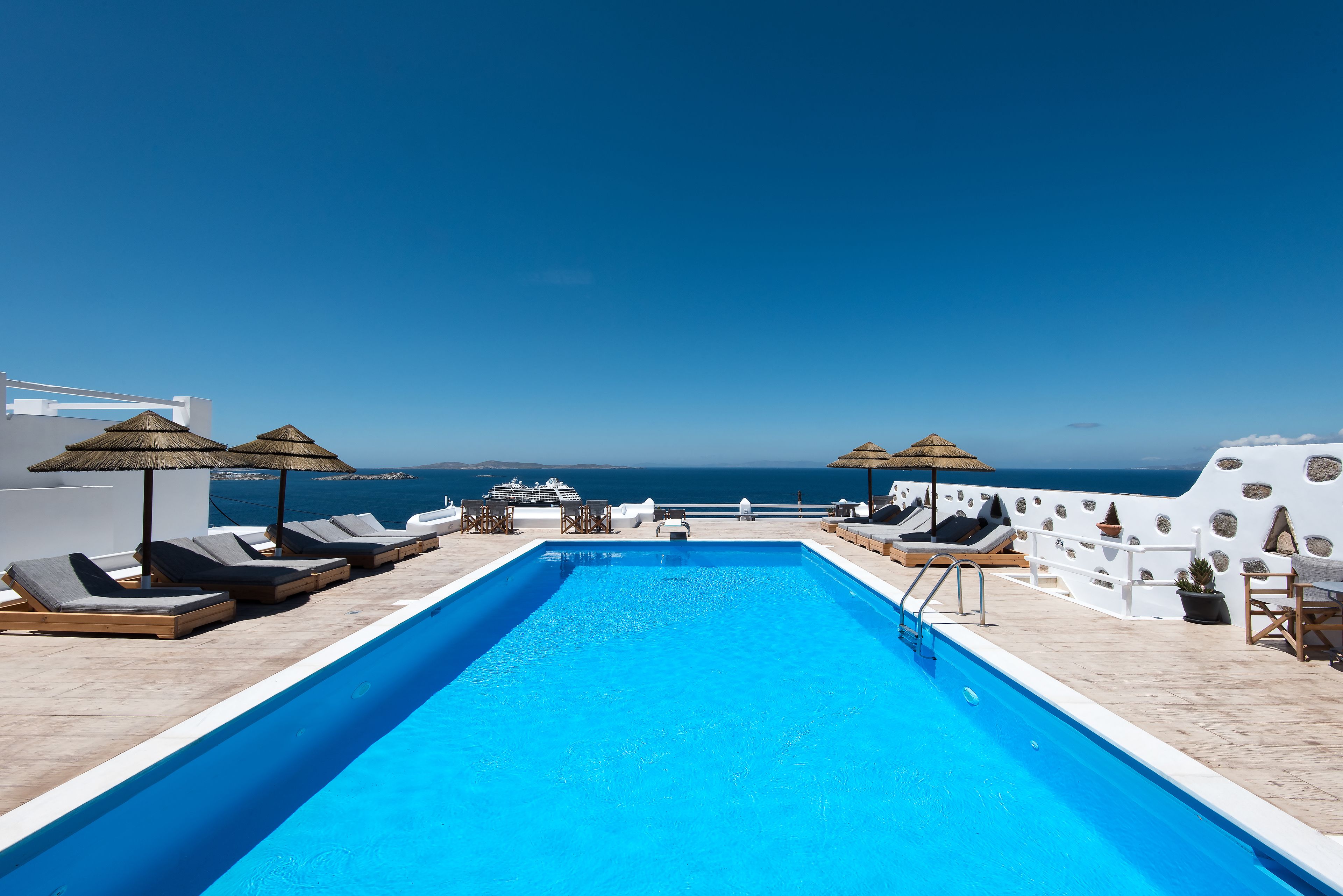 Tagoo Hotel
