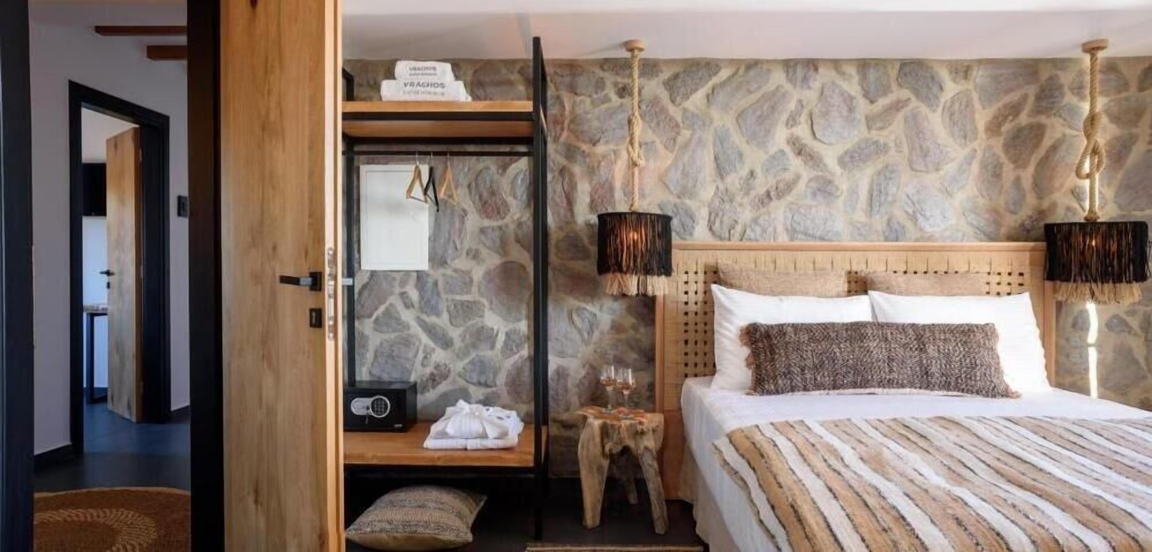 Vrachos Suites Mykonos