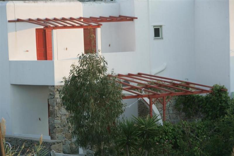 Vrissi Pension
