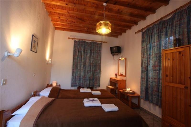 Vrissi Pension