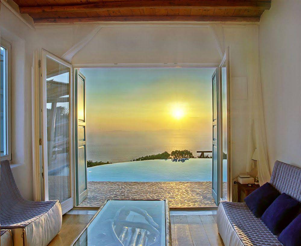Zinas Villas