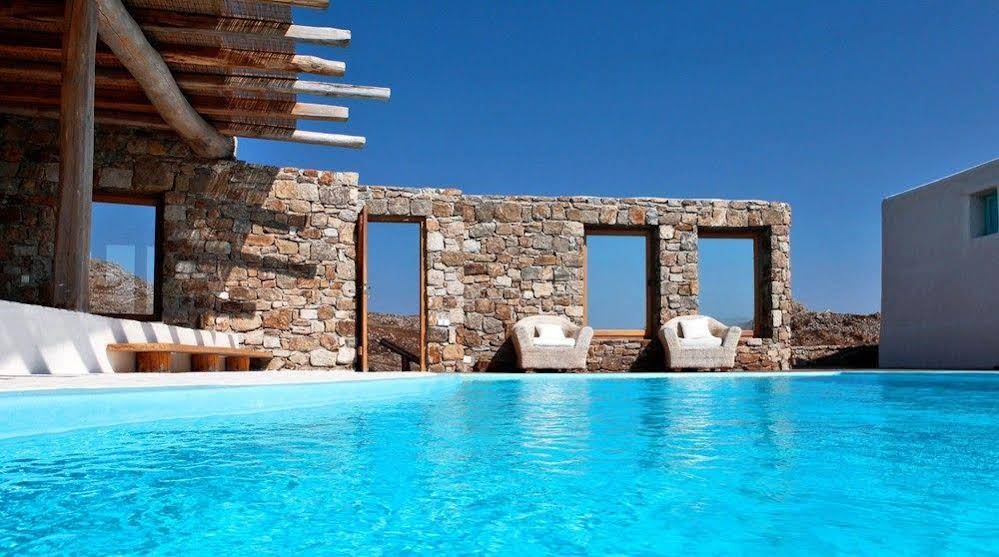 Zinas Villas