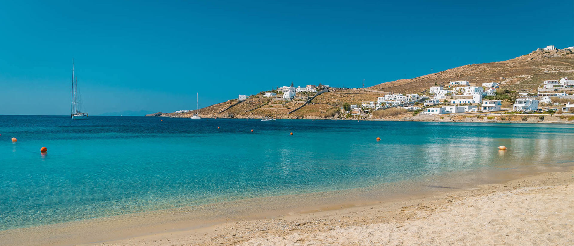 Adorno Beach Hotel & Suites