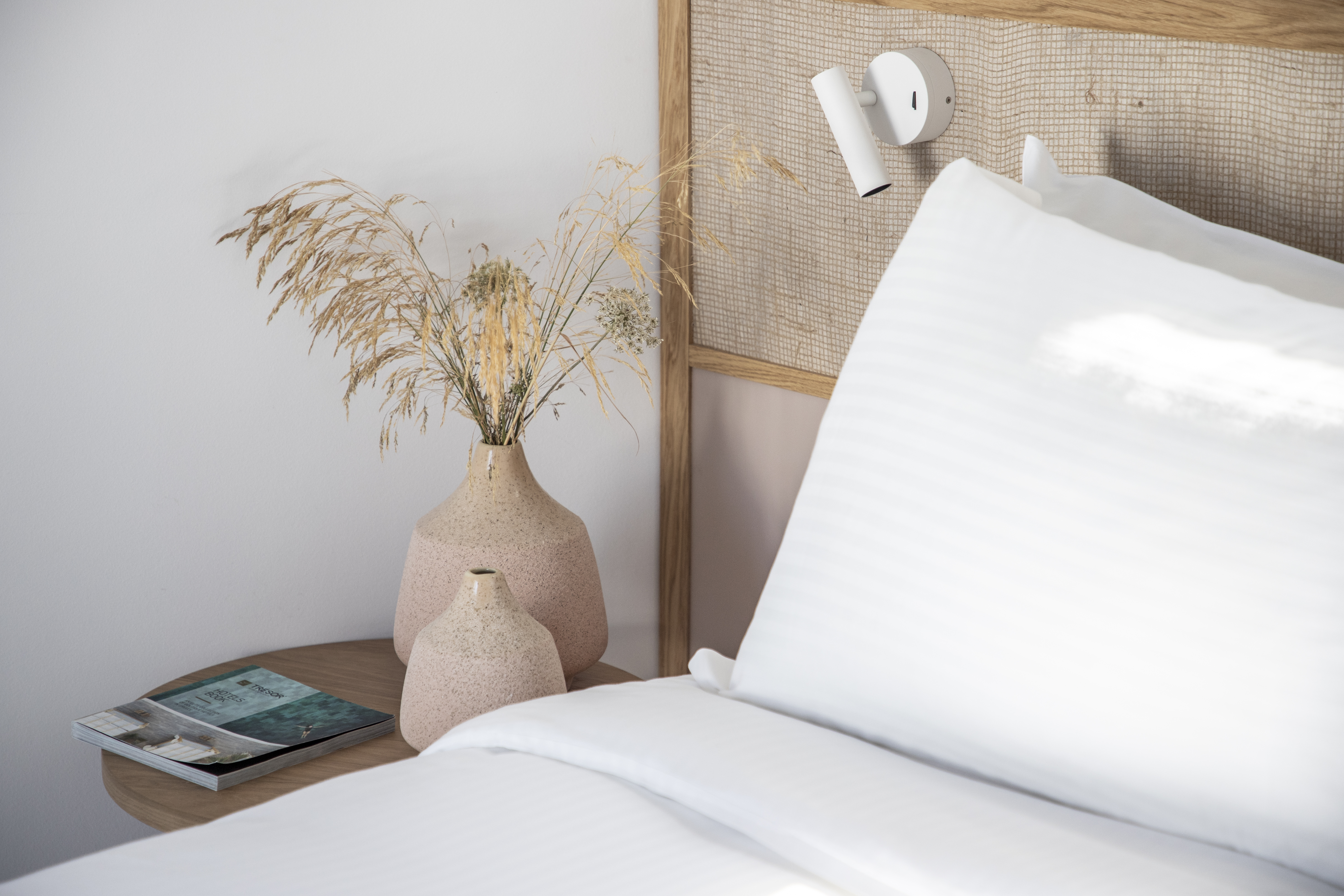 Adorno Beach Hotel & Suites