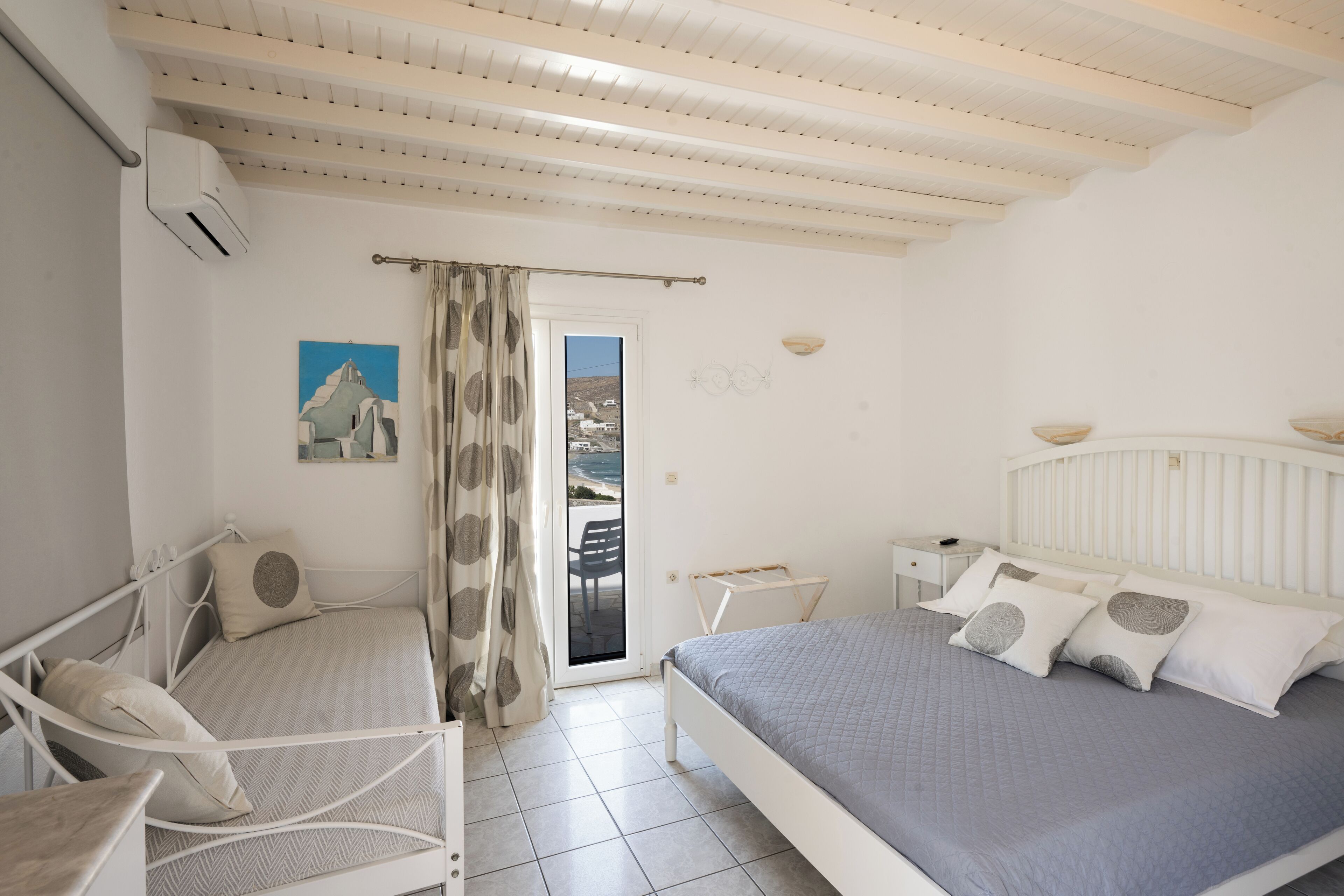 Anixi Hotel