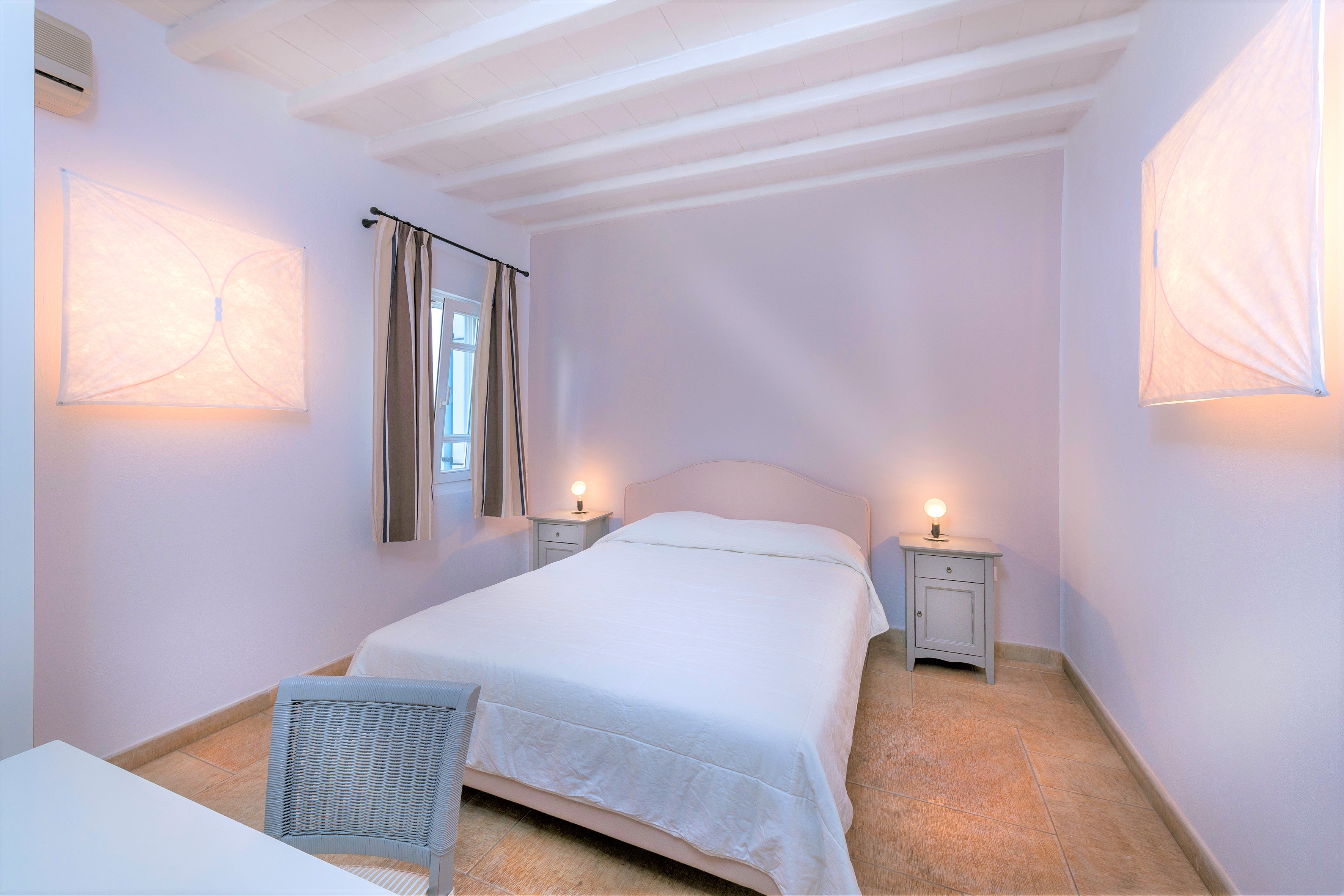 Deliades Hotel