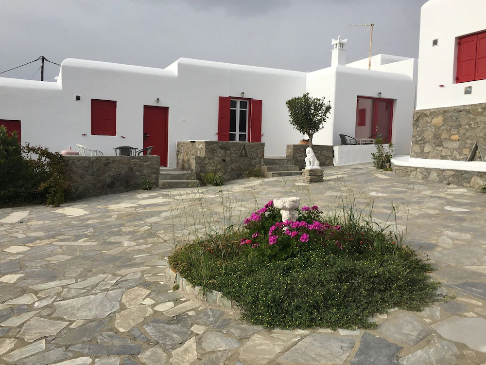 IliadMaria Apartments