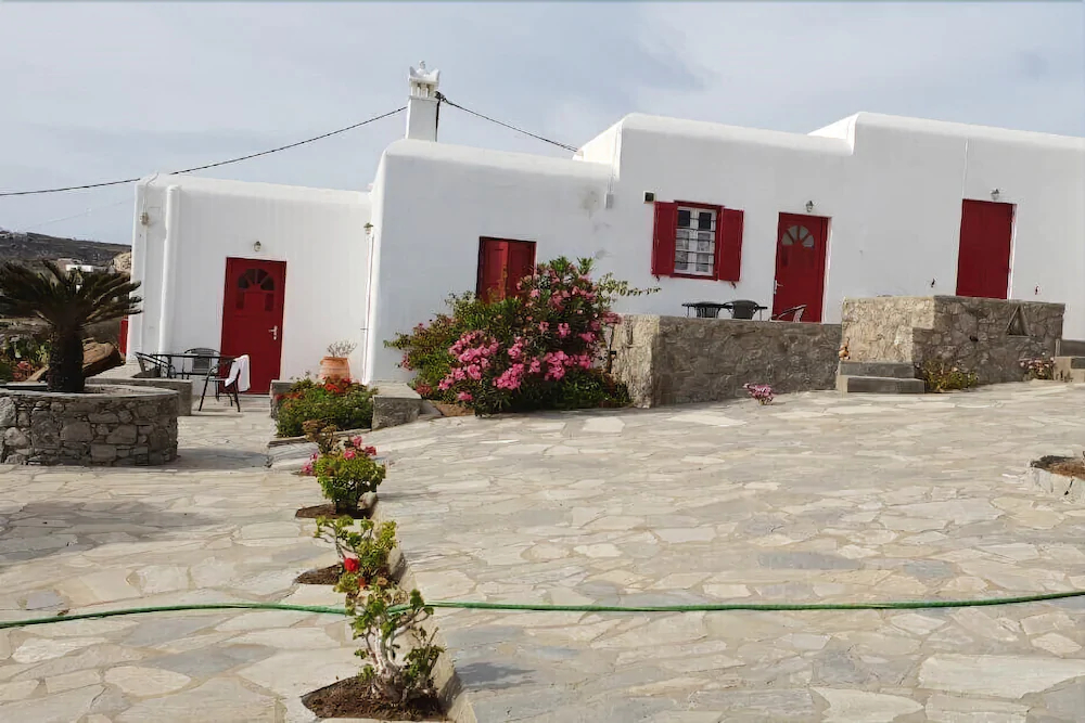 IliadMaria Apartments