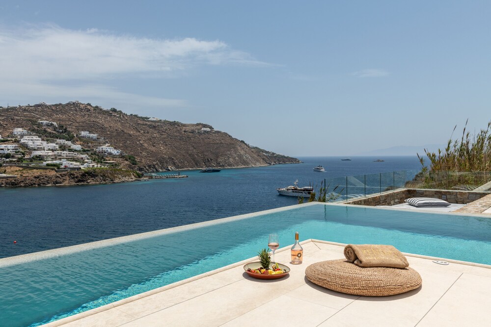 Kensho Luxury Villa Ornos
