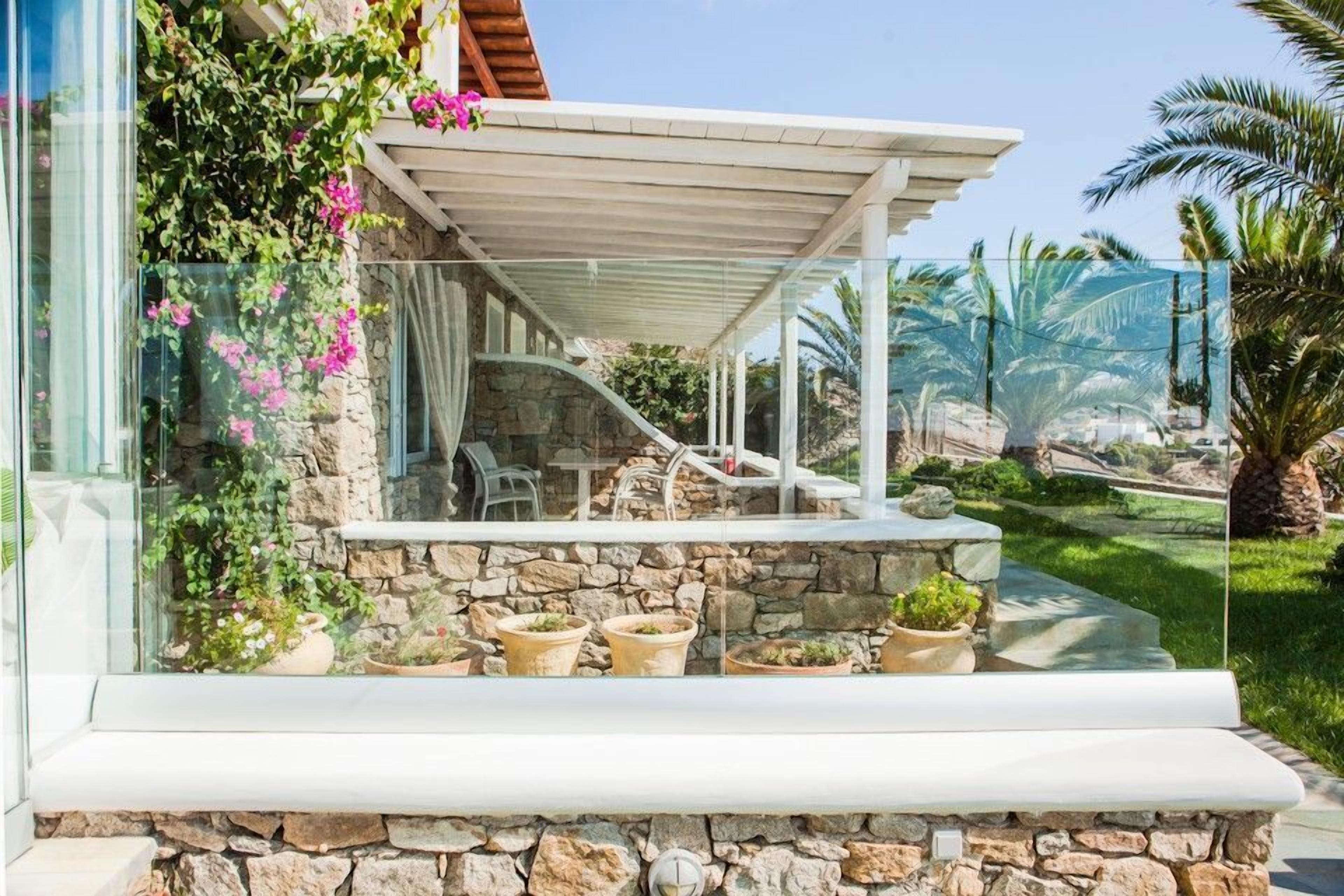 Sea View Residence