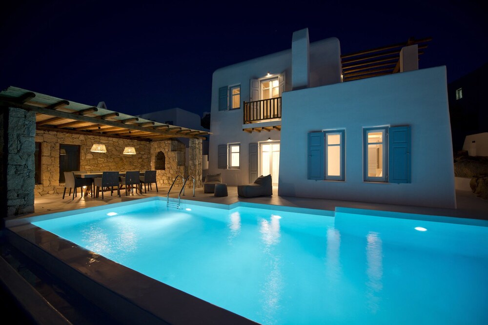 Villa Pearl by Diles Villas