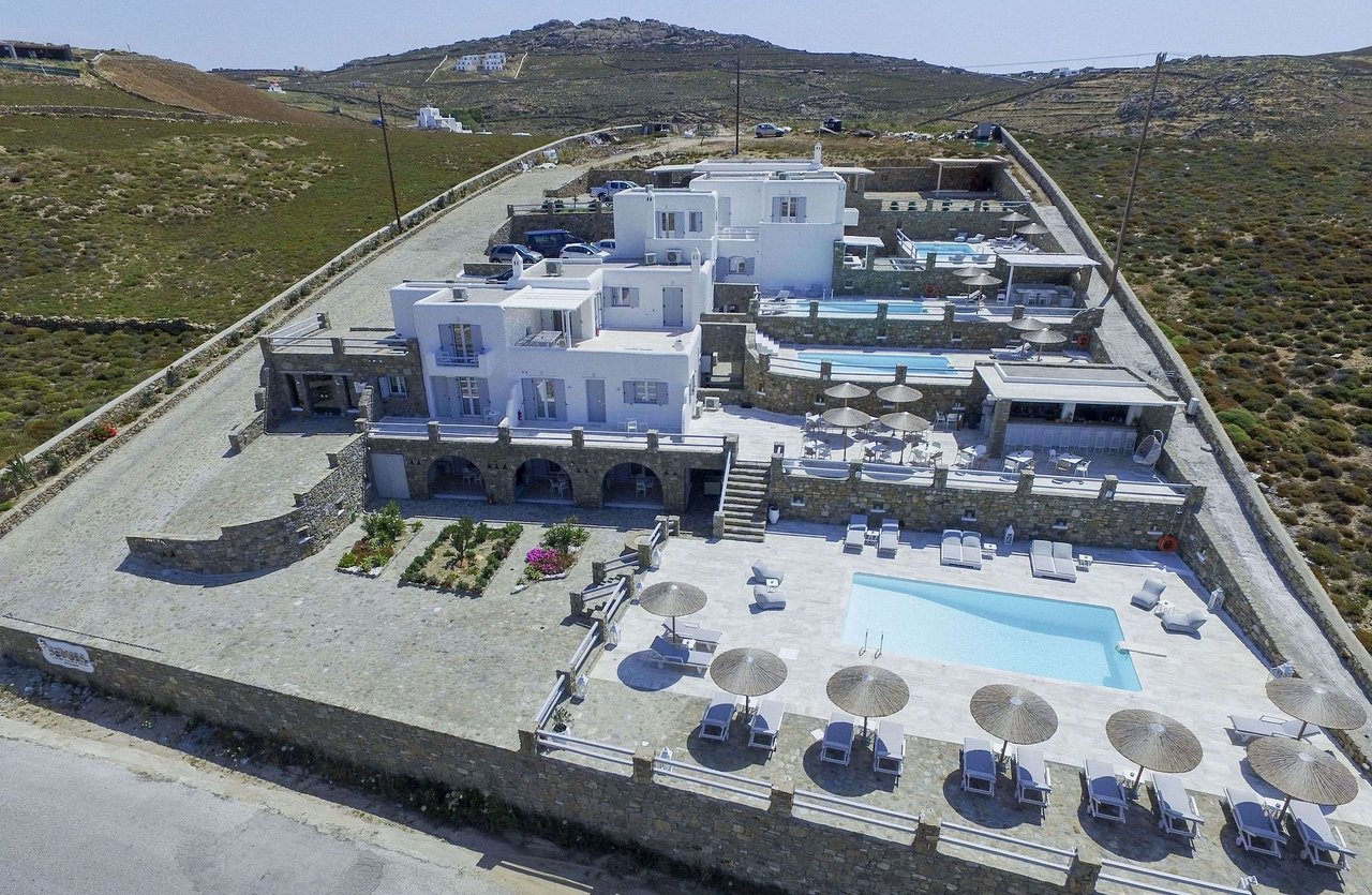 Villa Petrolefko