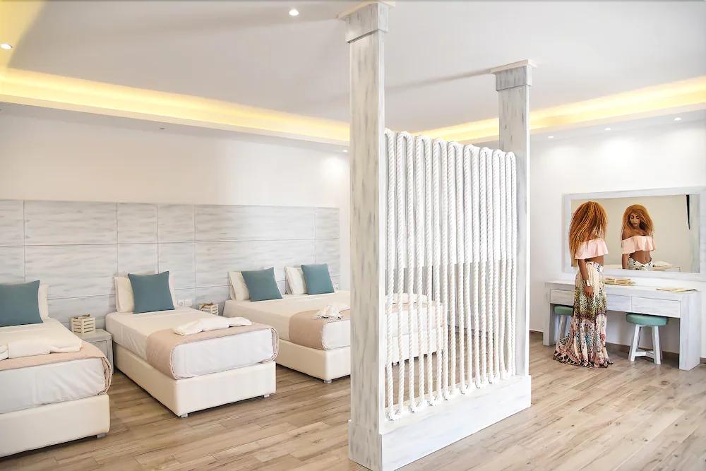 Tropicana Hotel , Suites & Villas Mykonos