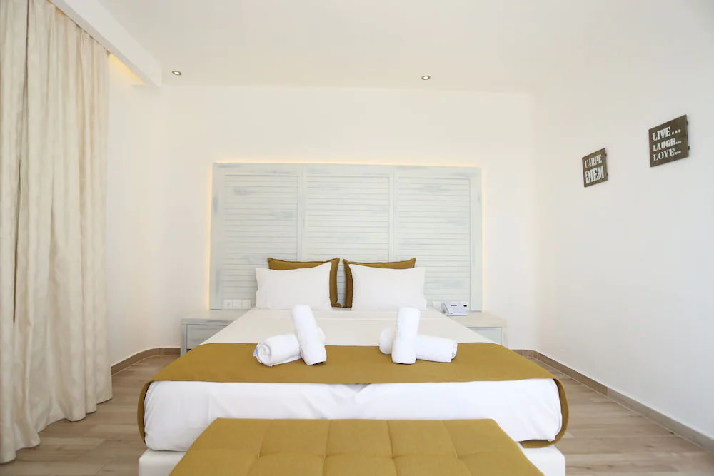 Tropicana Hotel , Suites & Villas Mykonos