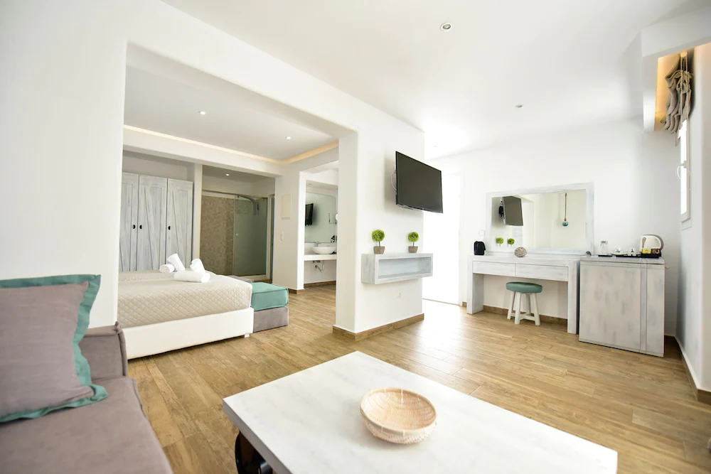 Tropicana Hotel , Suites & Villas Mykonos
