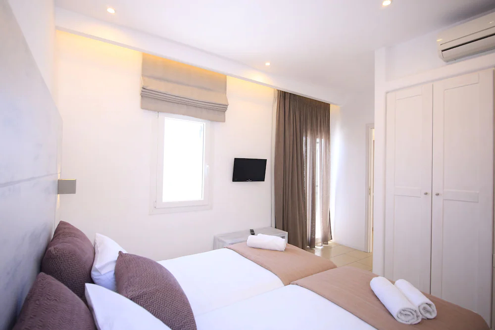Tropicana Hotel , Suites & Villas Mykonos