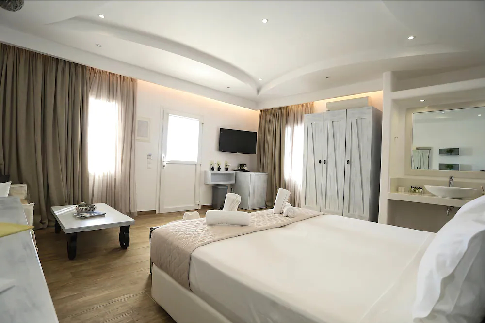 Tropicana Hotel , Suites & Villas Mykonos