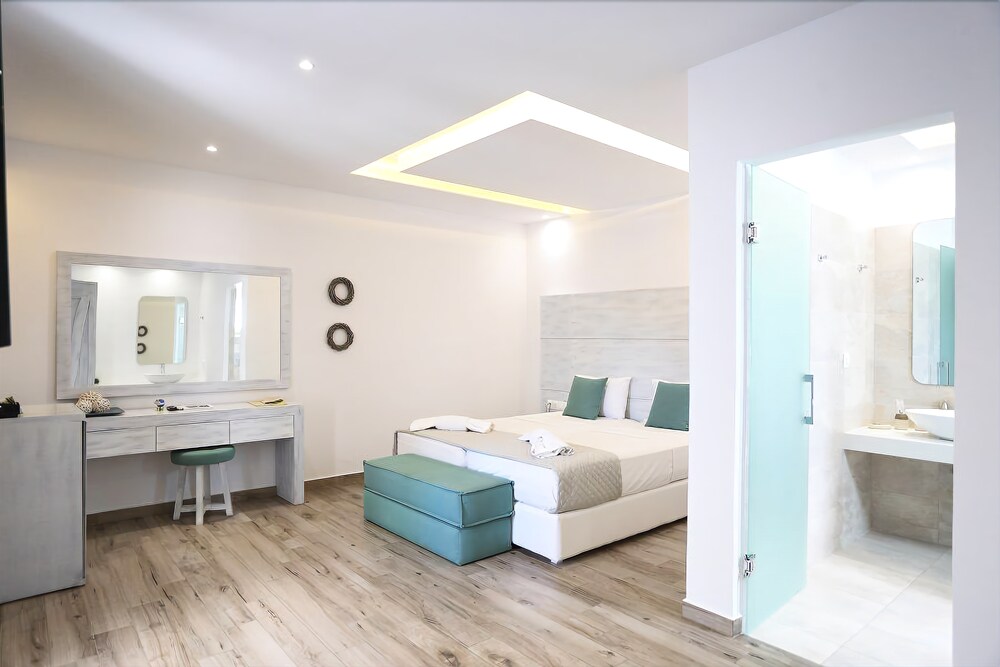 Tropicana Hotel , Suites & Villas Mykonos