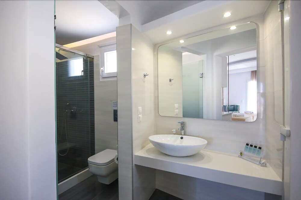 Tropicana Hotel , Suites & Villas Mykonos
