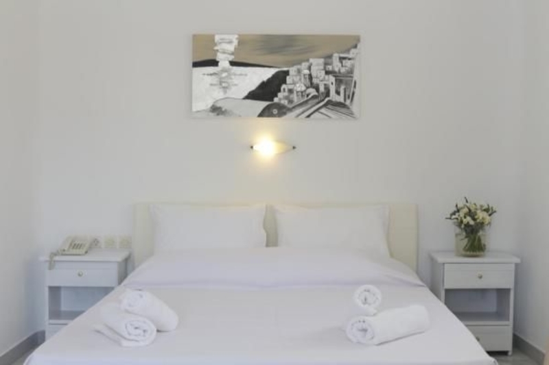 Mr & Mrs White Mykonos