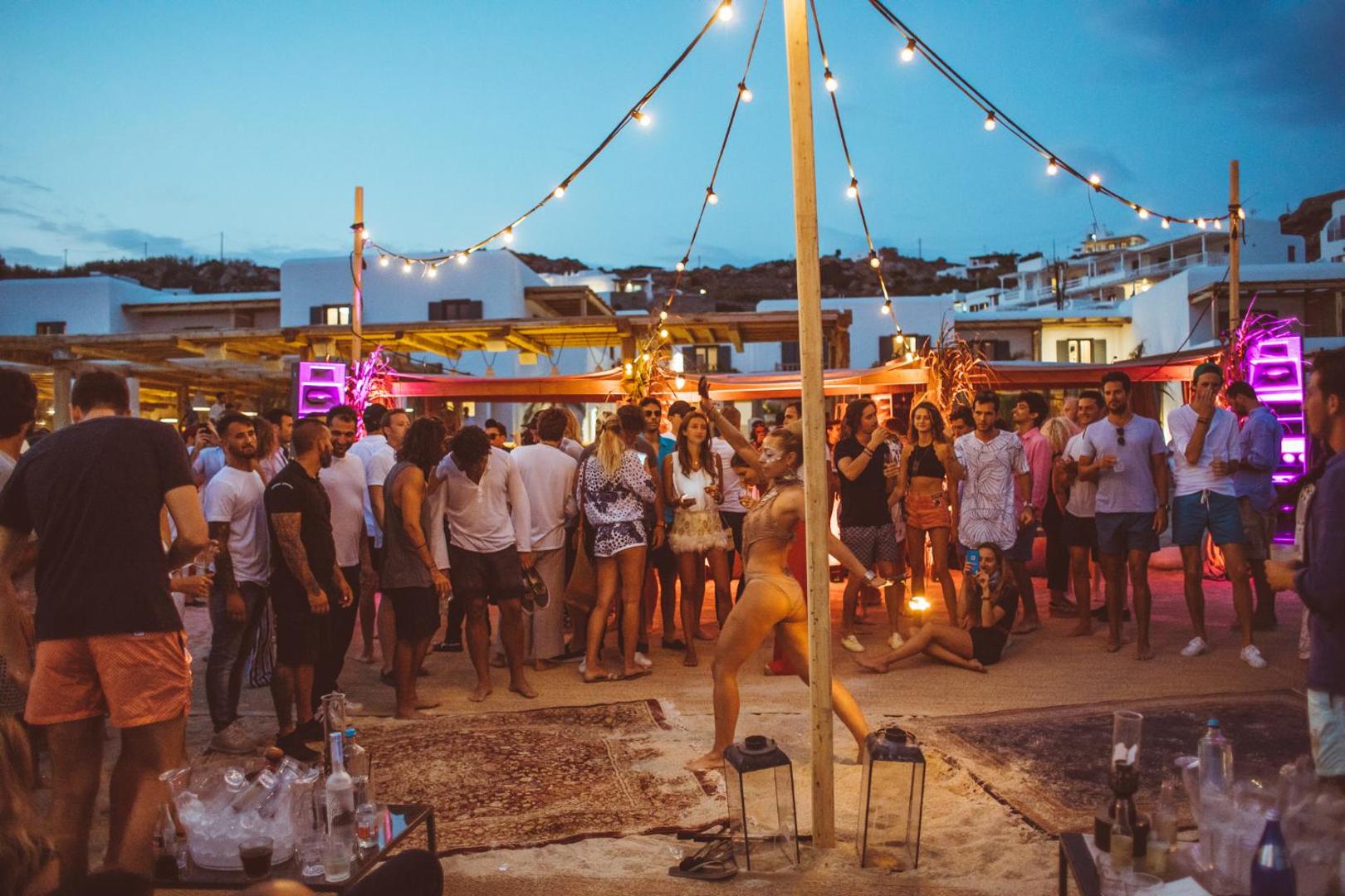 Branco Mykonos