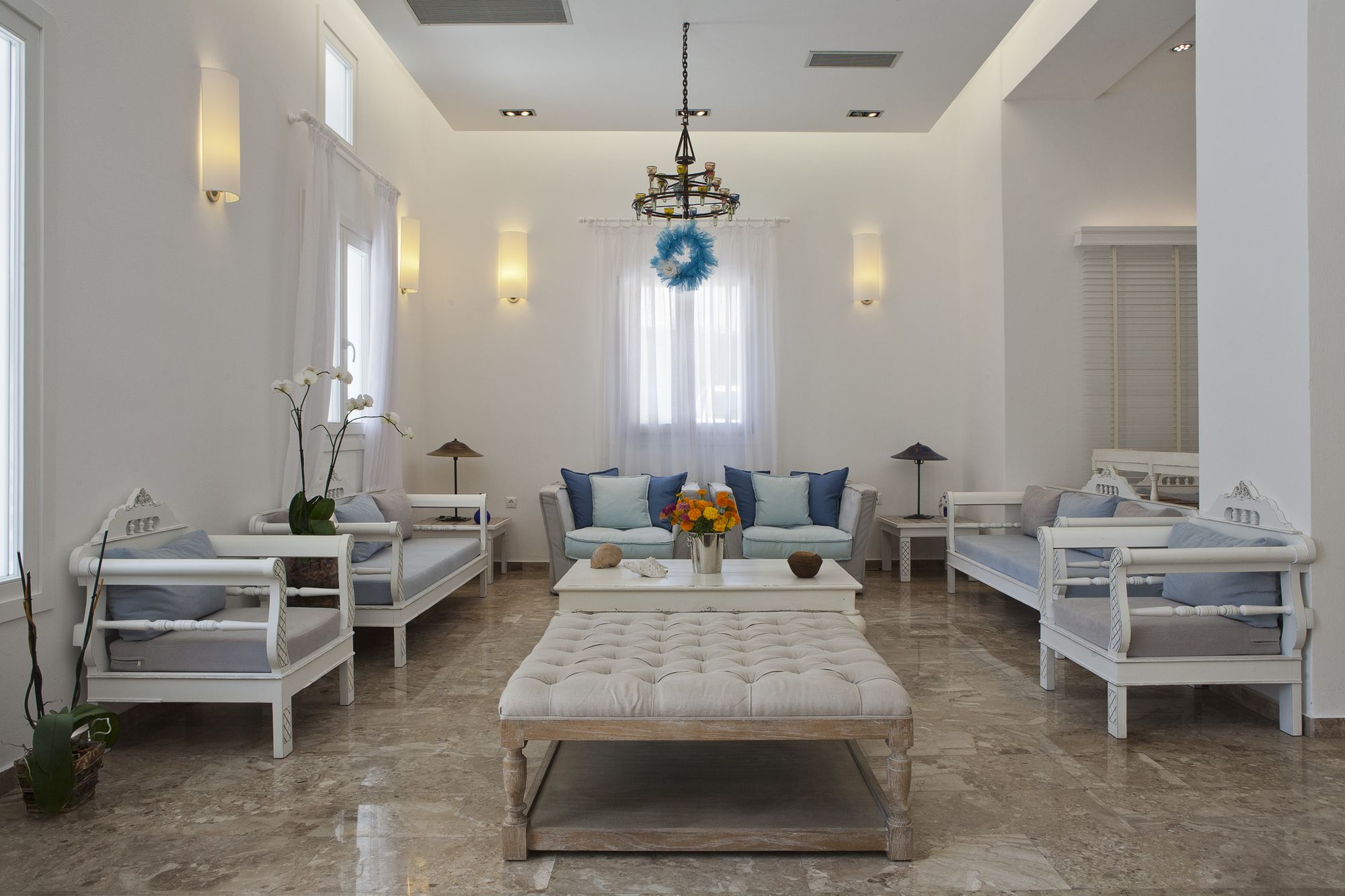 Kamari Hotel