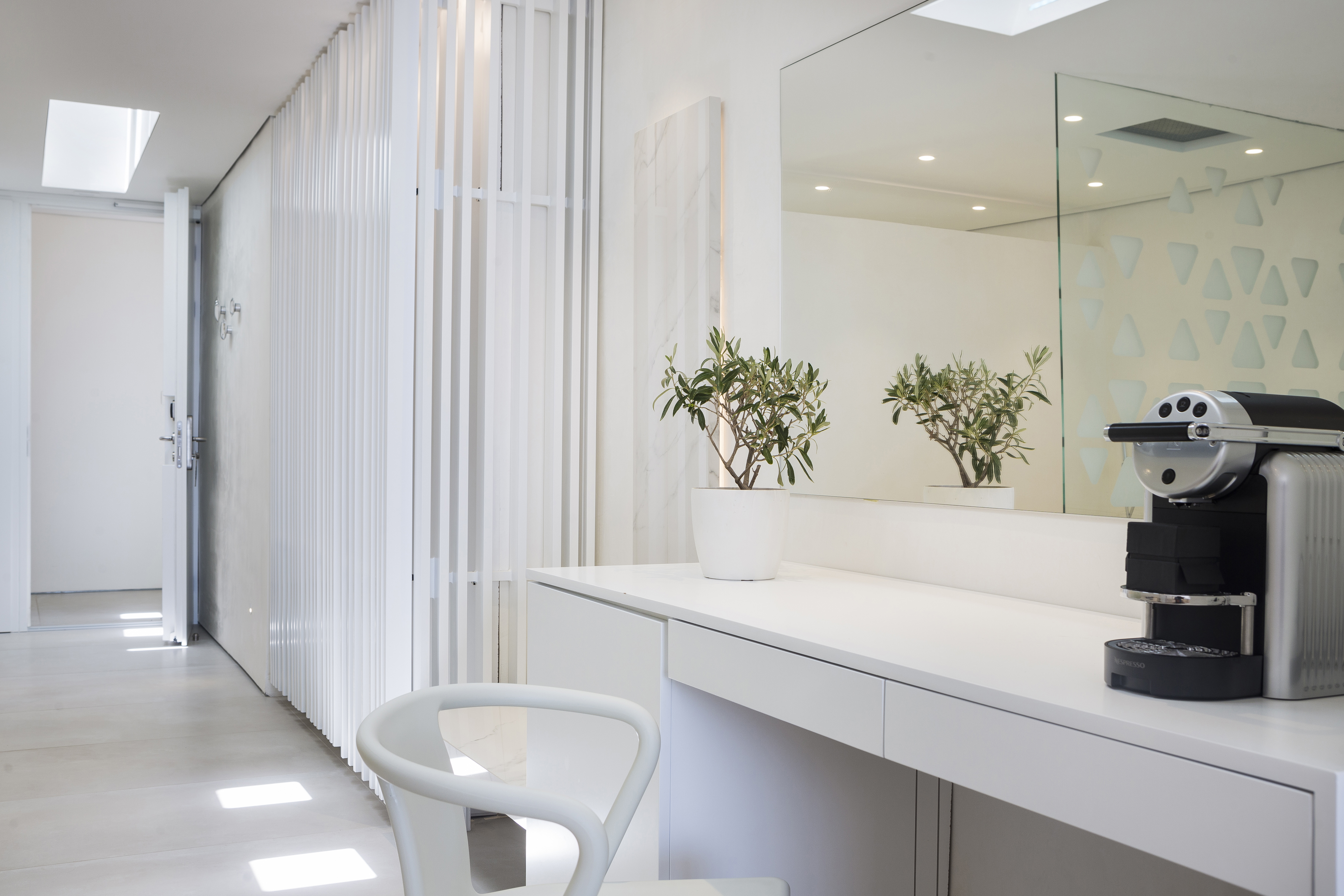 Mykonos Dove Beach Hotel
