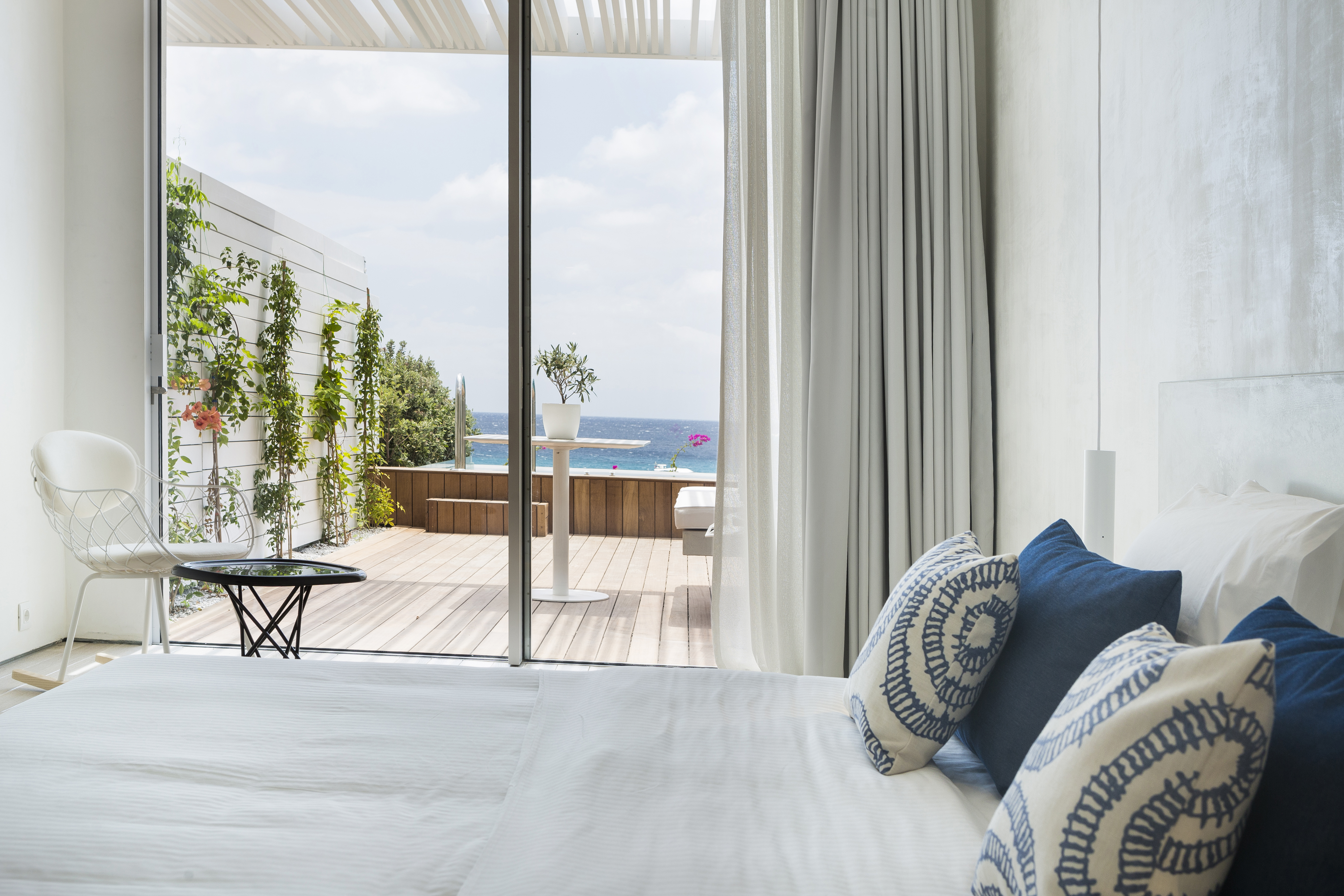 Mykonos Dove Beach Hotel