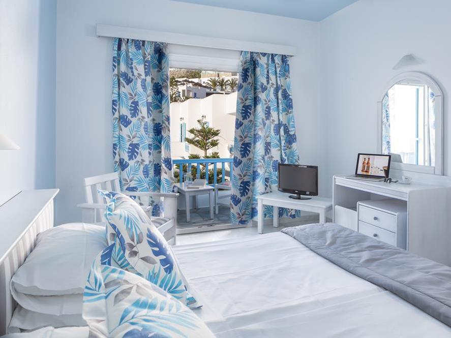 Mykonos Kosmoplaz Beach Resort Hotel