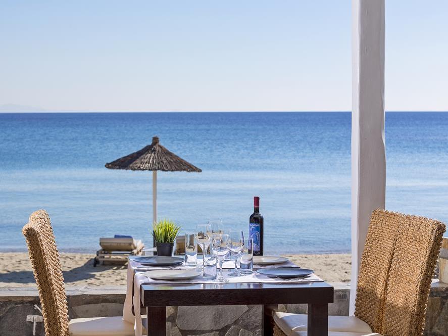 Mykonos Kosmoplaz Beach Resort Hotel