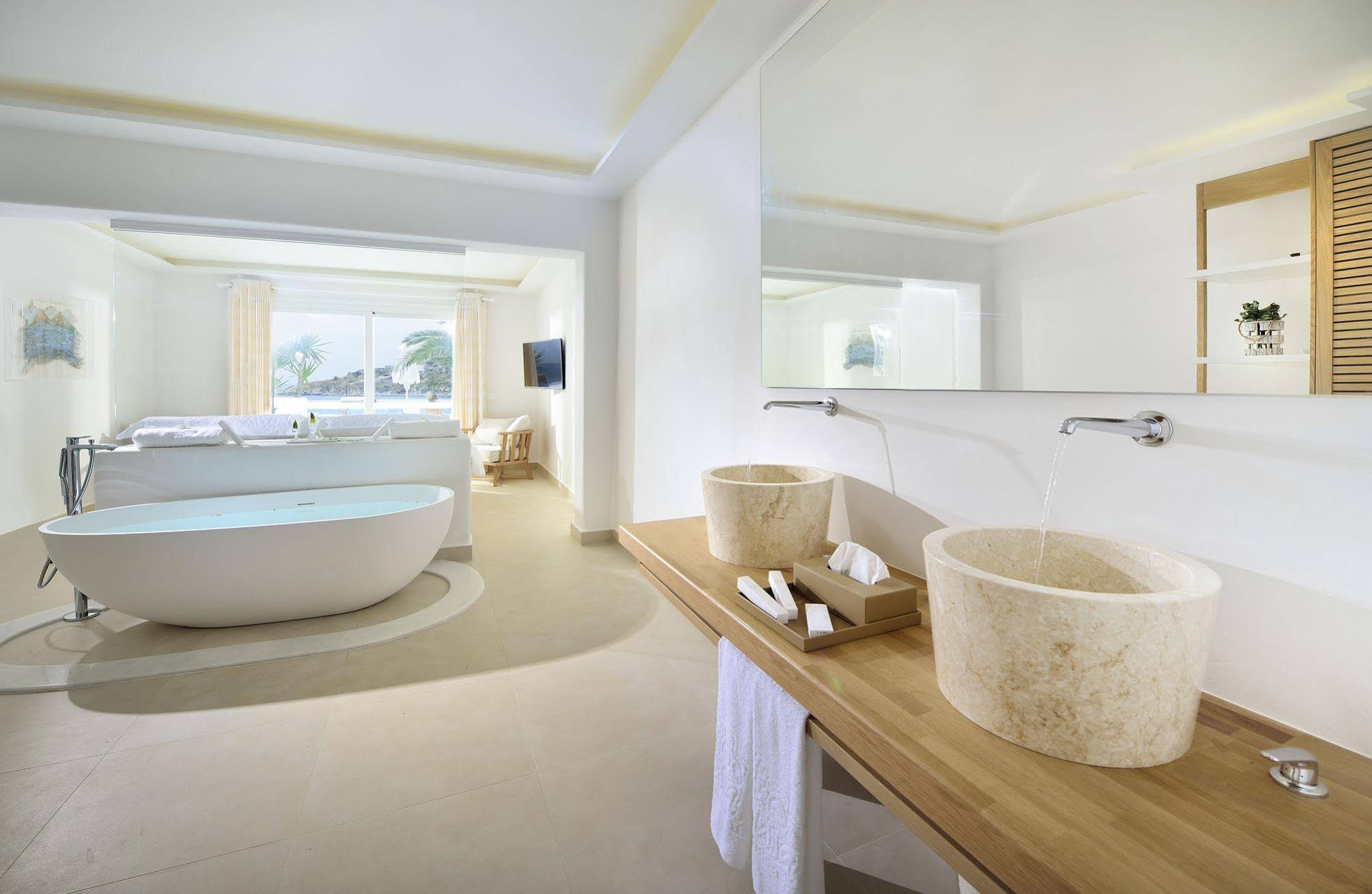 Nissaki Boutique Hotel