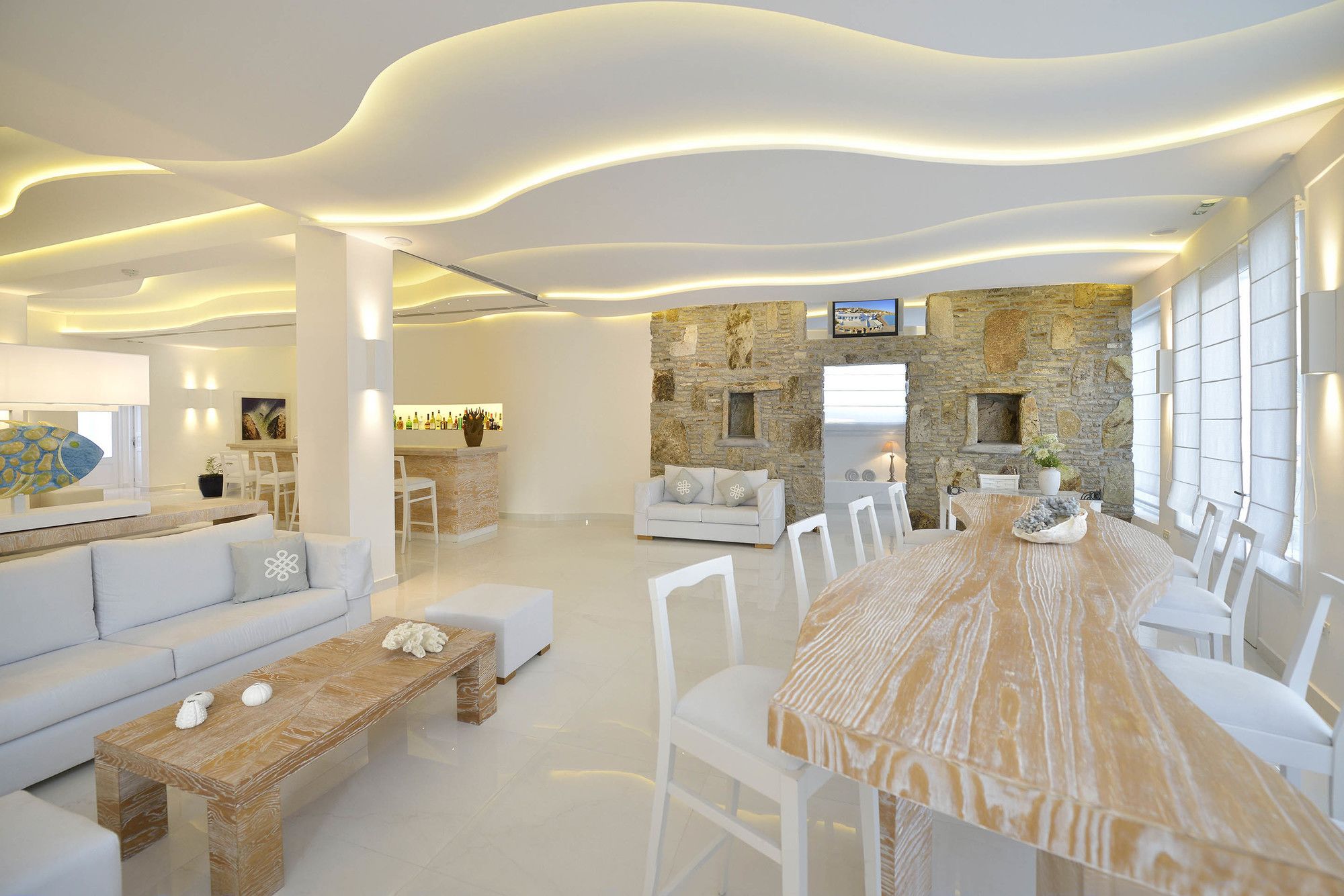Petinos Hotel